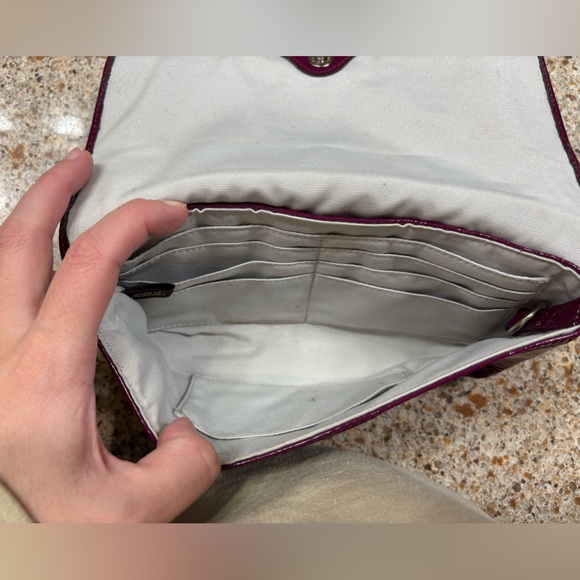 Coach wristlet - Picture 4 of 4